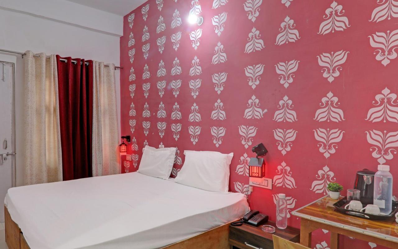 Hotel O Surya Inn Pura Raghunāth Eksteriør billede